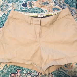 Khaki Crown and Ivy shorts!